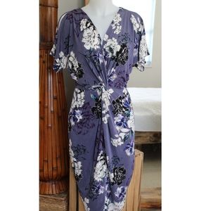 NWOT Jennifer Lopez floral knot twist fitted dress